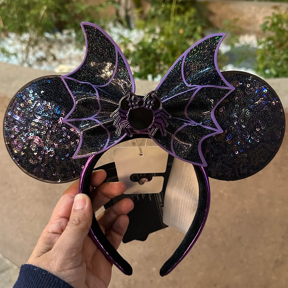 Minnie Mouse Exclusive Spiderweb Sequin Ear Headband